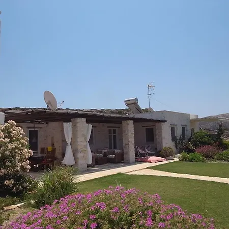 ヴィラ Villa Naousa *