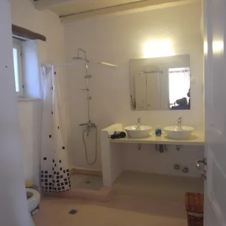 ヴィラ Villa Naousa *