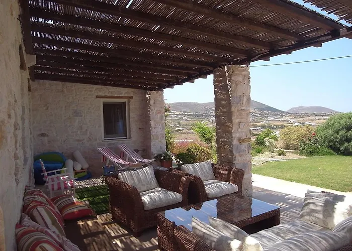 纳乌萨别墅 * 纳乌萨