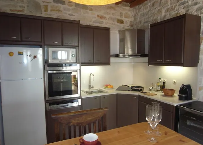 纳乌萨别墅 纳乌萨